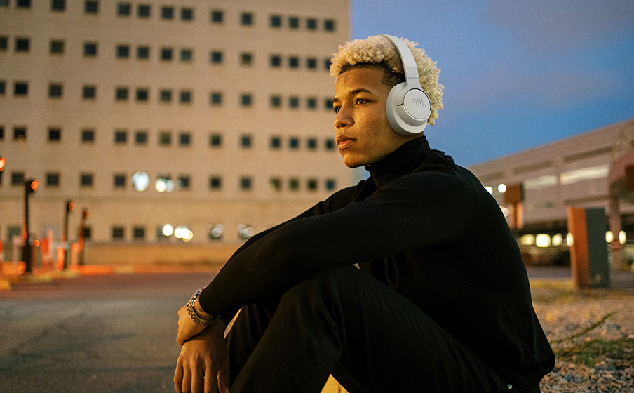 JBL Tune 720BT Trådløs Bluetooth 5.3-teknologi - Image