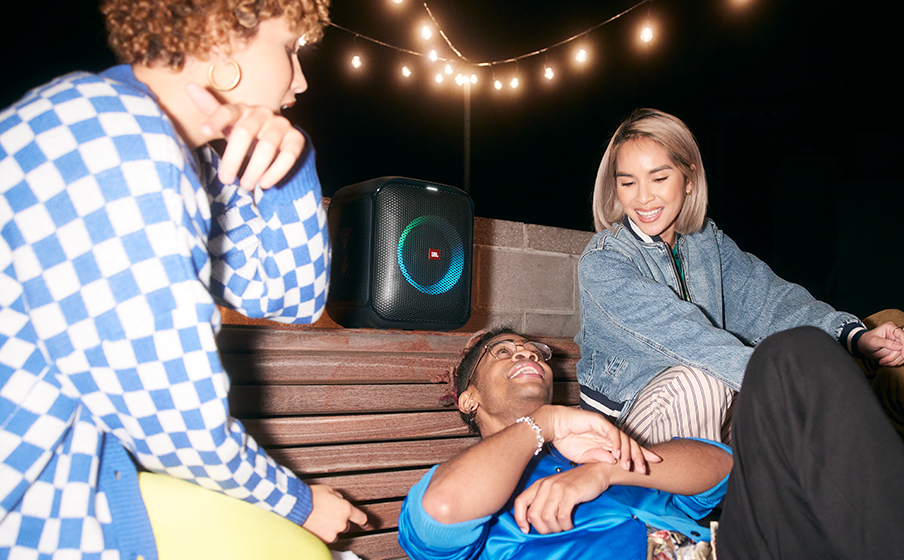 JBL Partybox Encore Essential Et lysshow som synkroniseres med rytmen - Image