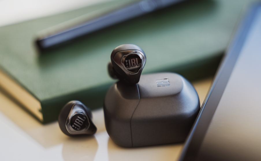 JBL Club Pro+ TWS Tilkobling med null stress - Image