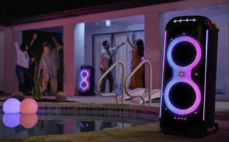 JBL Partybox 710 | Bærbar partyhøyttaler med kraftig 800 W RMS-lyd