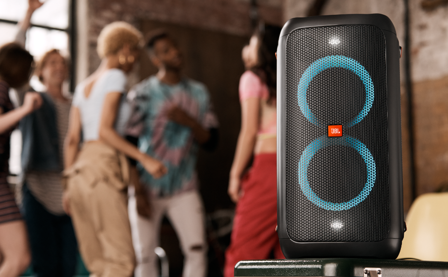 JBL PartyBox 100 | Bærbar Bluetooth partyhøyttaler med JBL PartyBox 100 | Bærbar Bluetooth partyhøyttaler med
