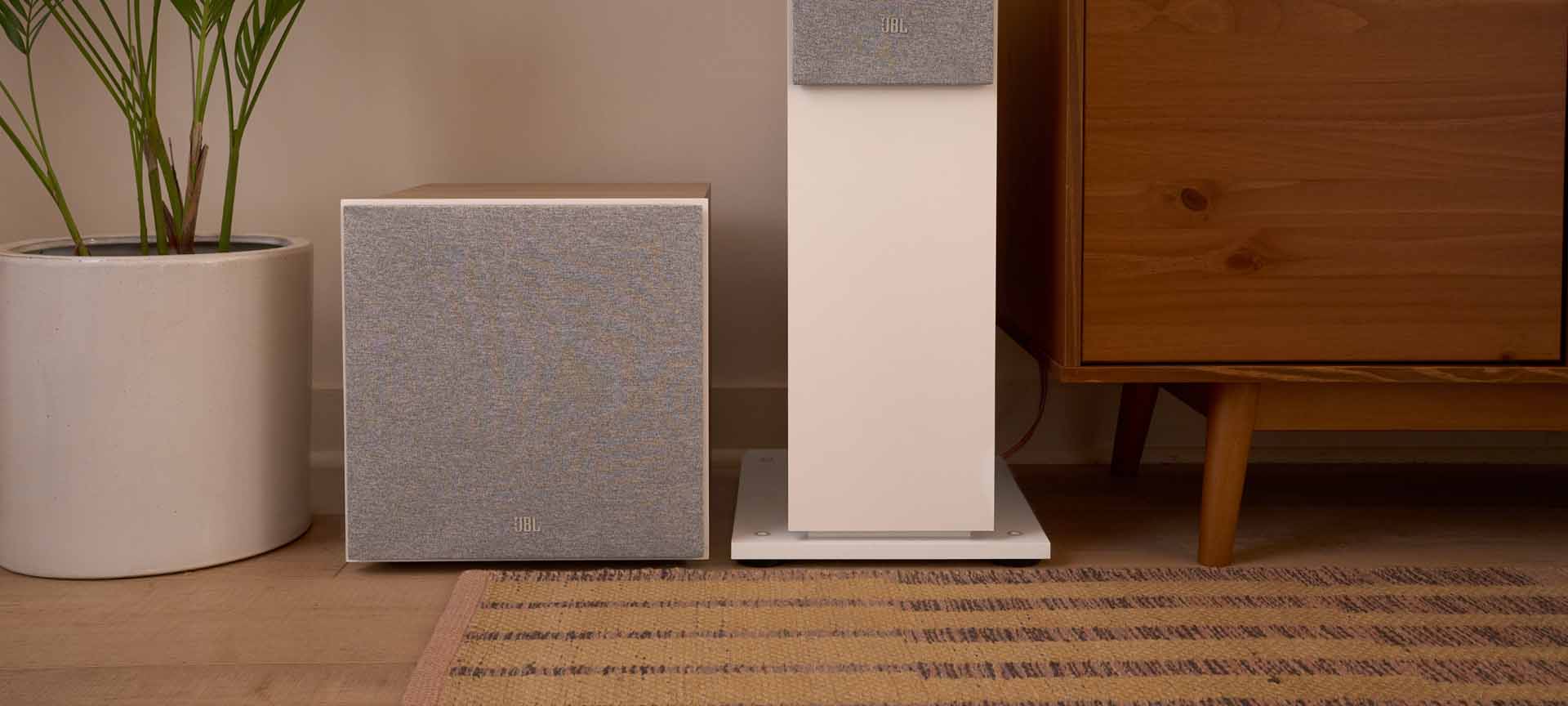 Stage 200P | 10-tommer 300 Watt aktiv basshøyttaler